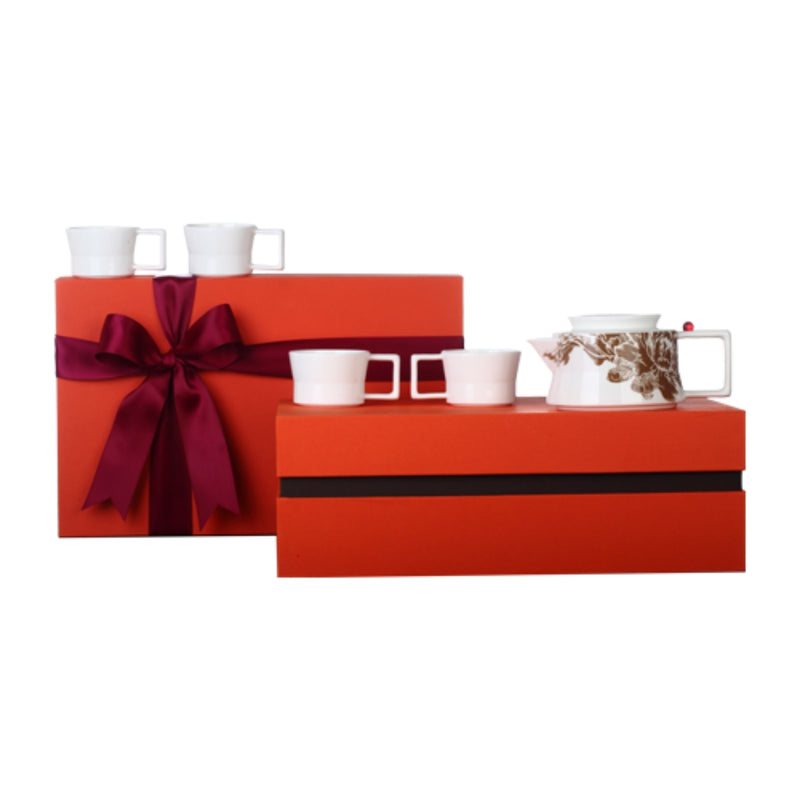 Bone China Tea and Coffee Set (1 Tea Pot & 4 Cups) - A Leisurely Drop of Red (Set of 5)