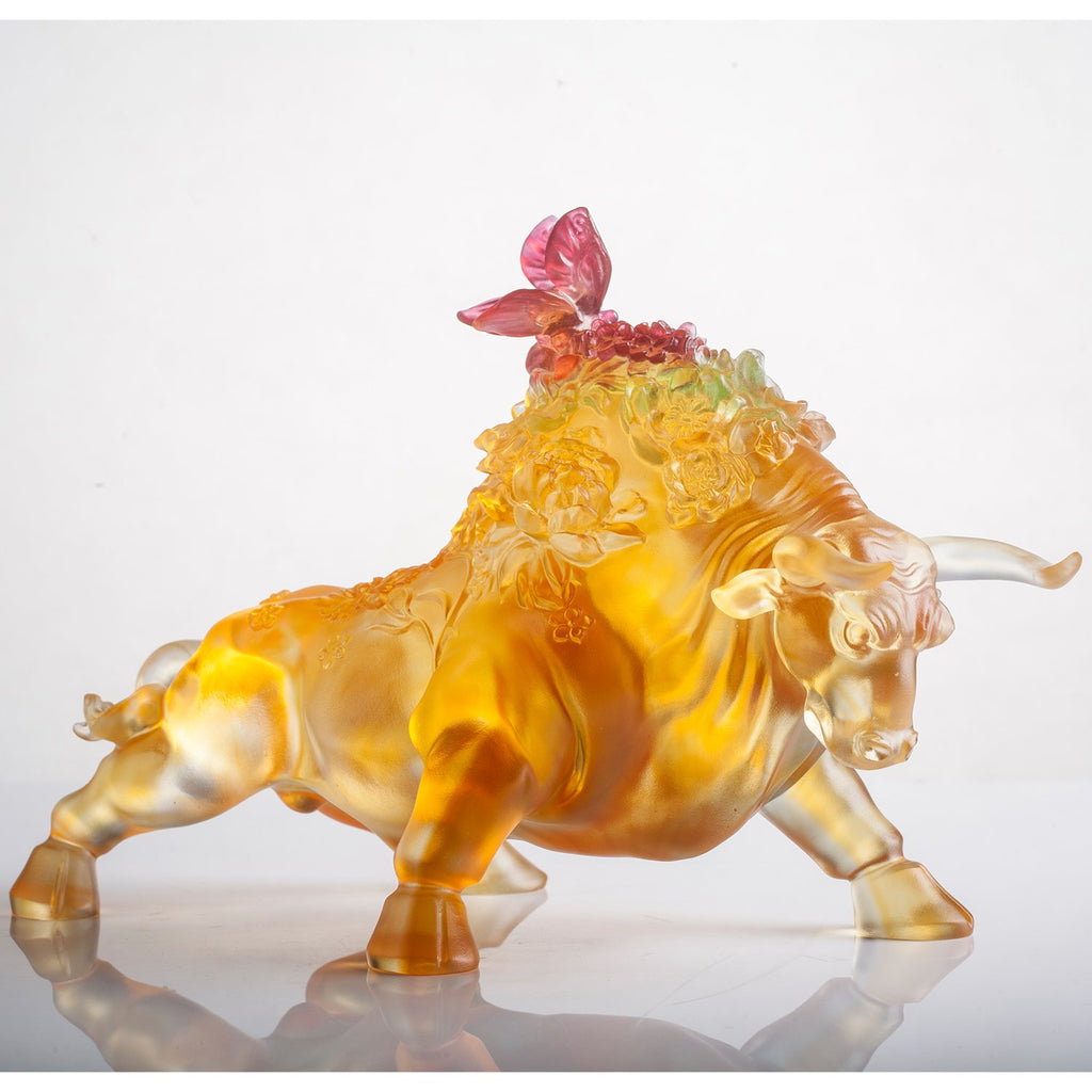 LIULI Crystal Art Year of the Ox Sign Step into Prosperity