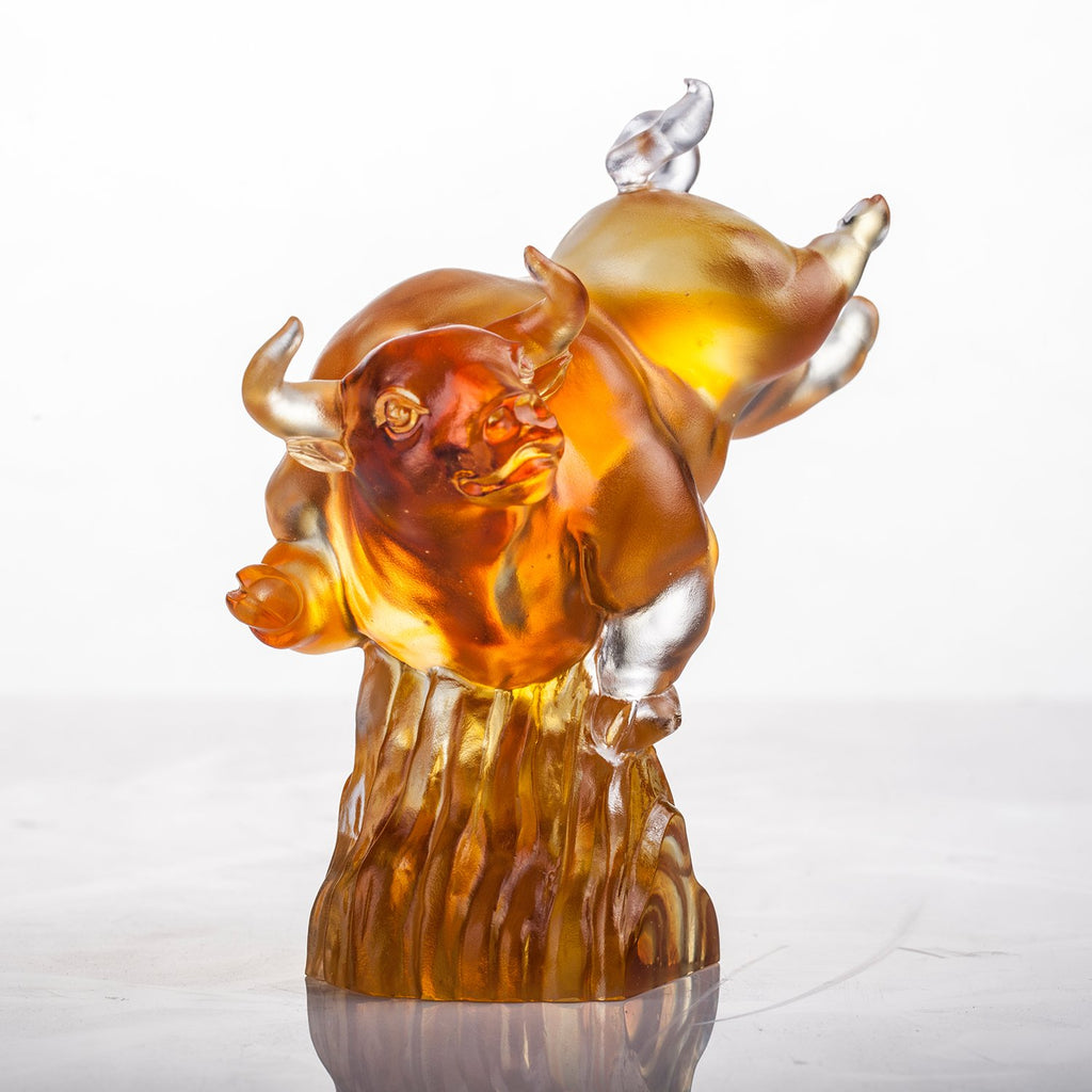 LIULI Year of the Ox 2021 Crystal Statue Peak